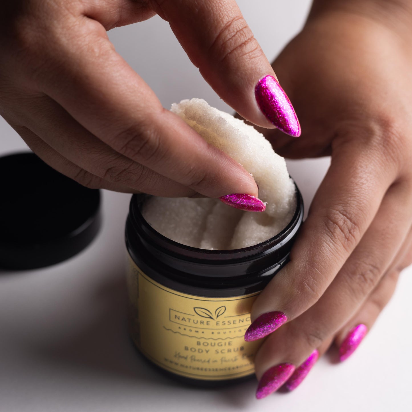 BODY SCRUB